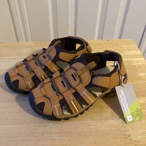 Kids Mountain Warehouse sandals size 1 (NWT)